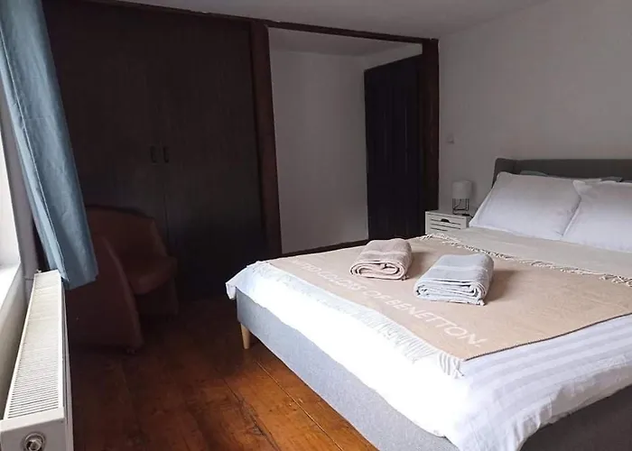 The Base- Balance Hub